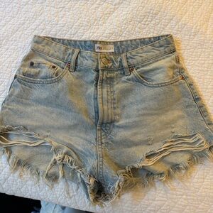 Zara Faded Blue Frayed Hem Jean Shorts